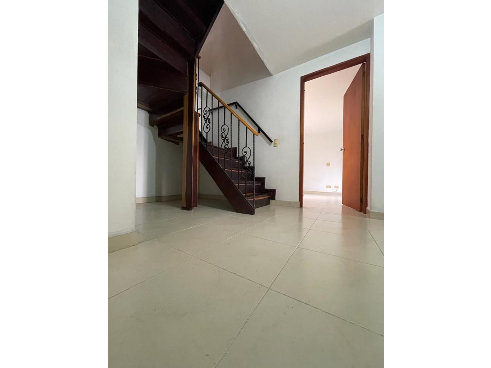 Apartamento en venta en El Poblado, Medellín · foto 3 de 12
