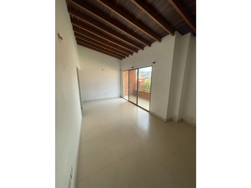 Apartamento en venta en El Poblado, Medellín · foto 8 de 12