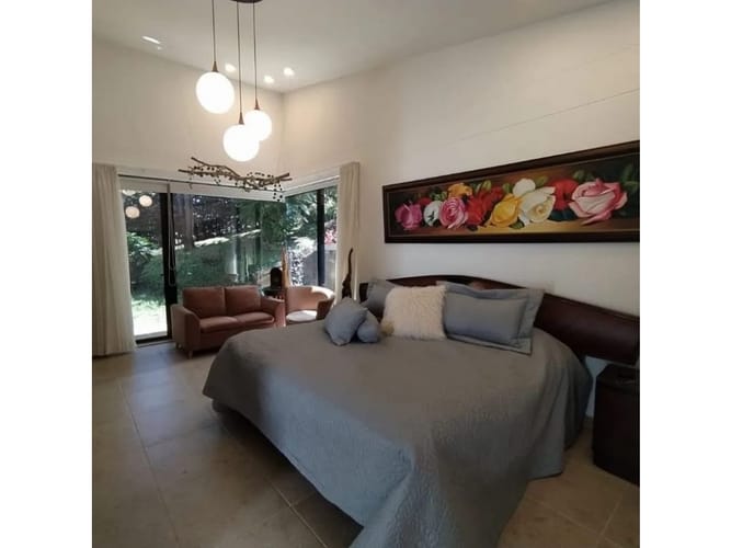 Casa de 4 alcobas en venta en Escobero, Envigado, 295 m² · foto 9 de 23