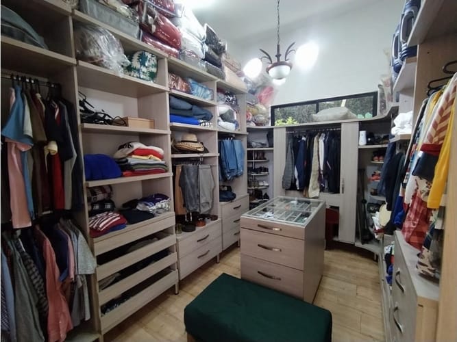 Casa de 4 alcobas en venta en Escobero, Envigado, 295 m² · foto 15 de 23