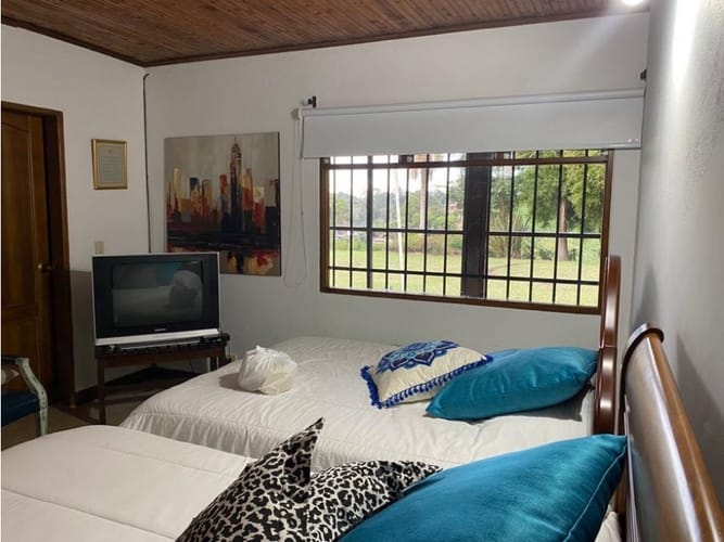 Casa de 4 alcobas en venta en El Carmen De Viboral, El Carmen de Viboral, 329 m² · foto 8 de 21