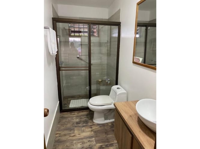 Casa de 4 alcobas en venta en El Carmen De Viboral, El Carmen de Viboral, 329 m² · foto 9 de 21