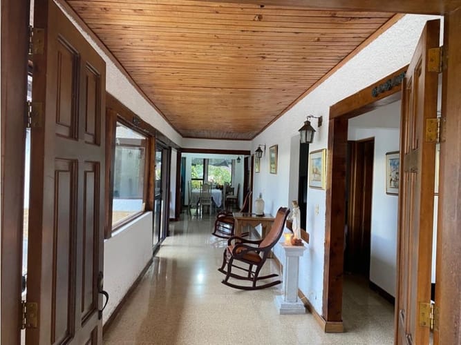 Casa de 4 alcobas en venta en El Carmen De Viboral, El Carmen de Viboral, 329 m² · foto 10 de 21