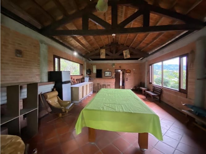 Casa de 4 alcobas en venta en El Carmen De Viboral, El Carmen de Viboral, 329 m² · foto 18 de 21