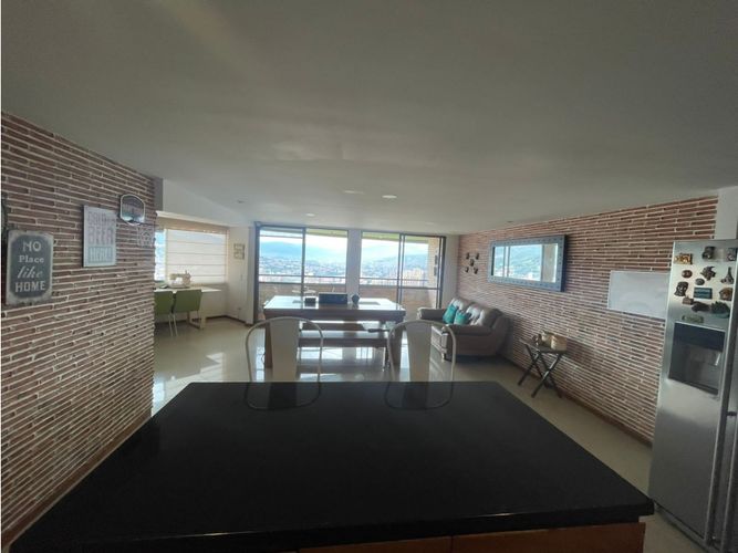 Apartamento de 4 alcobas en venta en Vereda La Doctora, Medellín, 160 m² · foto 2 de 19