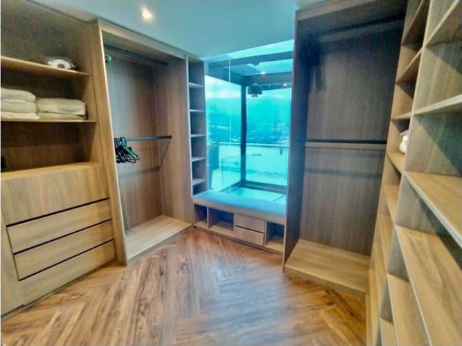 Apartamento de 4 alcobas en venta en Medellín, 270 m² · foto 6 de 16