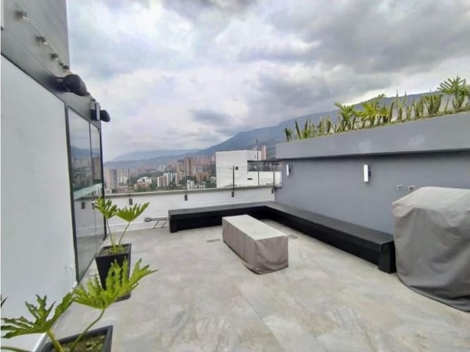 Apartamento de 4 alcobas en venta en Medellín, 270 m² · foto 7 de 16