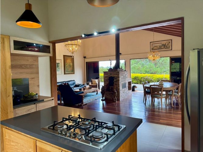 Casa de 4 alcobas en venta en Pantanillo, El Retiro, 285 m² · foto 9 de 24