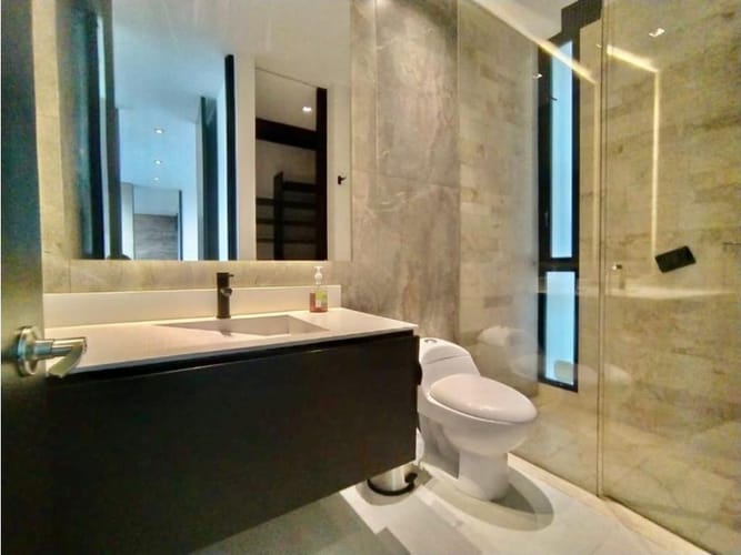Apartamento de 4 alcobas en venta en Medellín, 270 m² · foto 12 de 16
