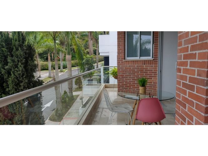 Casa de 4 alcobas en venta en Altos Del Poblado, Medellín, 680 m² · foto 11 de 24