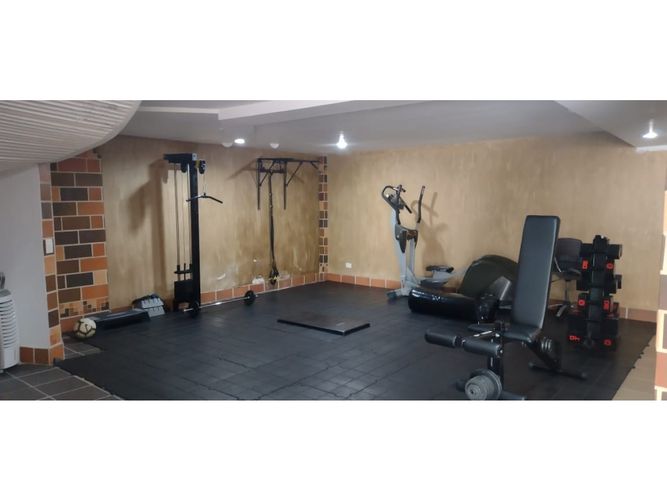 Casa de 4 alcobas en venta en Altos Del Poblado, Medellín, 680 m² · foto 19 de 24