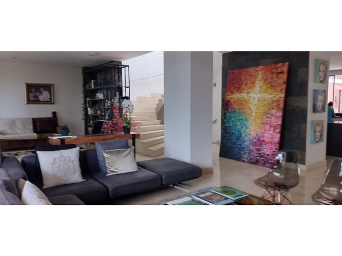 Casa de 4 alcobas en venta en Altos Del Poblado, Medellín, 680 m² · foto 22 de 24