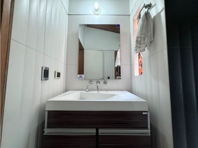 Casa de 3 alcobas en venta en San Bernardo, Medellín, 206 m² · foto 21 de 24