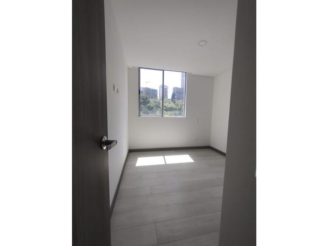 Apartamento de 3 alcobas en venta en Sabaneta Real, Sabaneta, 86 m² · foto 3 de 17