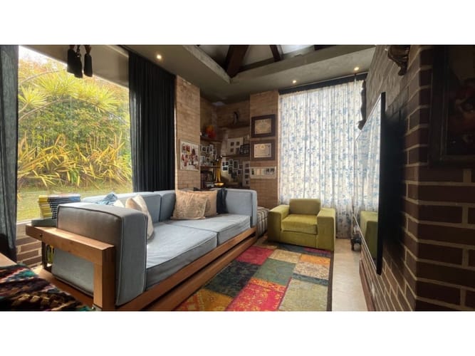 Casa de 4 alcobas en venta en Loma Del Indio, Medellín, 750 m² · foto 8 de 23
