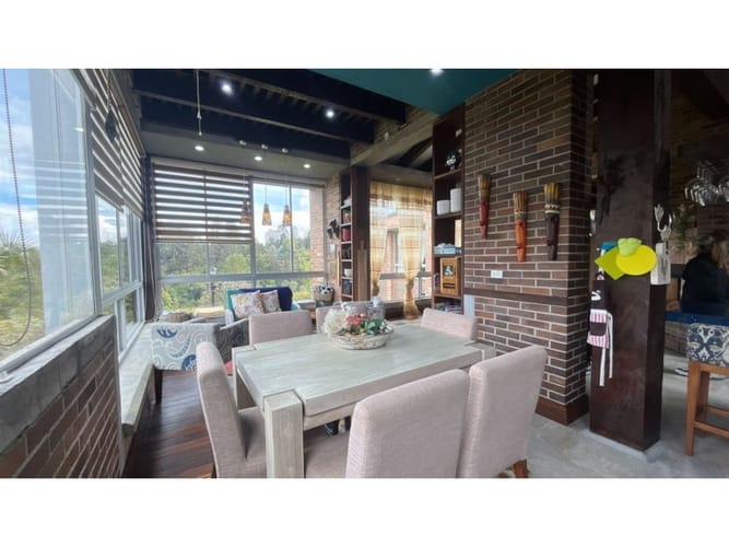 Casa de 4 alcobas en venta en Loma Del Indio, Medellín, 750 m² · foto 17 de 23