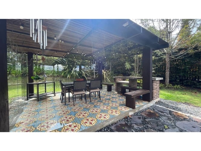 Casa de 4 alcobas en venta en Loma Del Indio, Medellín, 750 m² · foto 19 de 23