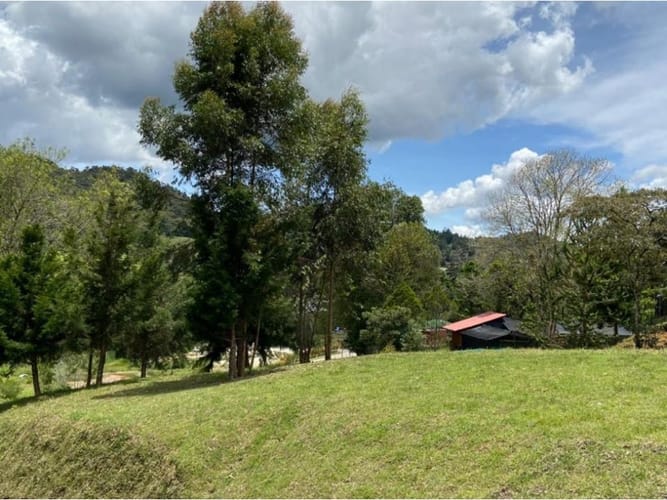 Lote en venta en Don Diego, El Retiro, 1883 m² · foto 4 de 15