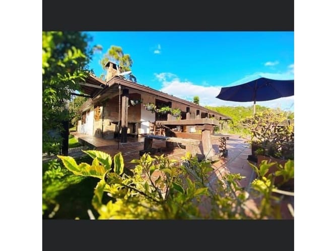 Casa de 3 alcobas en venta en Alcala, Envigado, 265 m² · foto 8 de 24