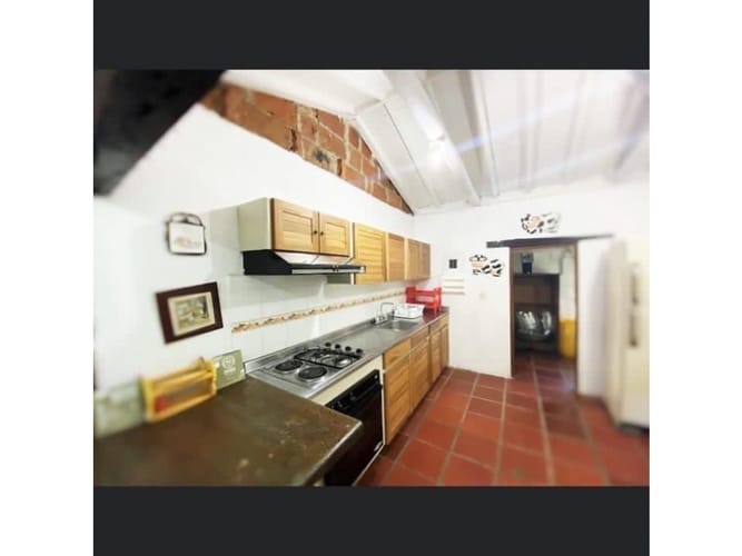 Casa de 3 alcobas en venta en Alcala, Envigado, 265 m² · foto 9 de 24