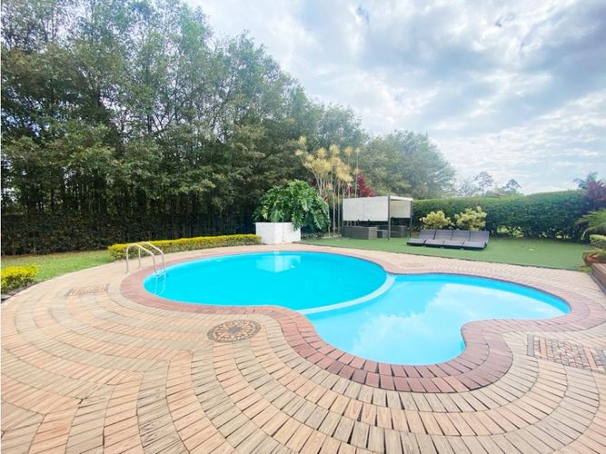 Casa de 5 alcobas en venta en Llano Grande, Rionegro, 620 m² · foto 3 de 24