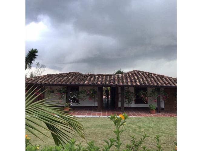 Casa de 3 alcobas en venta en Alcala, Envigado, 265 m² · foto 13 de 24