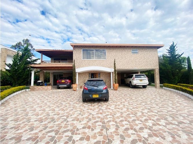 Casa de 5 alcobas en venta en Llano Grande, Rionegro, 620 m² · foto 7 de 24