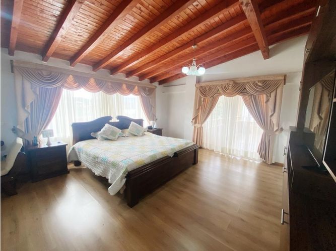 Casa de 5 alcobas en venta en Llano Grande, Rionegro, 620 m² · foto 12 de 24