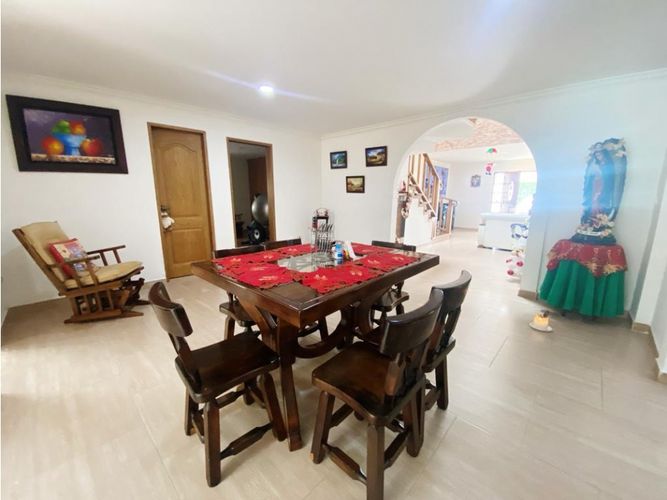 Casa de 5 alcobas en venta en Llano Grande, Rionegro, 620 m² · foto 16 de 24