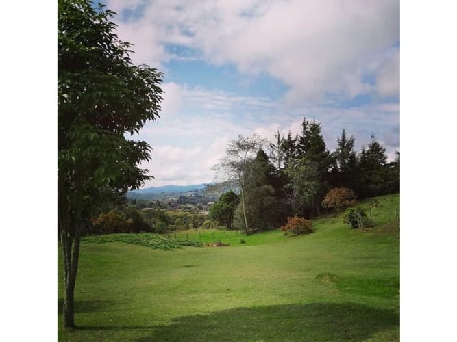 Casa de 3 alcobas en venta en Alcala, Envigado, 265 m² · foto 23 de 24