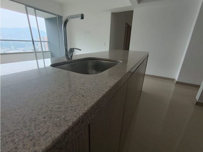 Apartamento en venta en La Candelaria, Medellín · foto 9 de 24