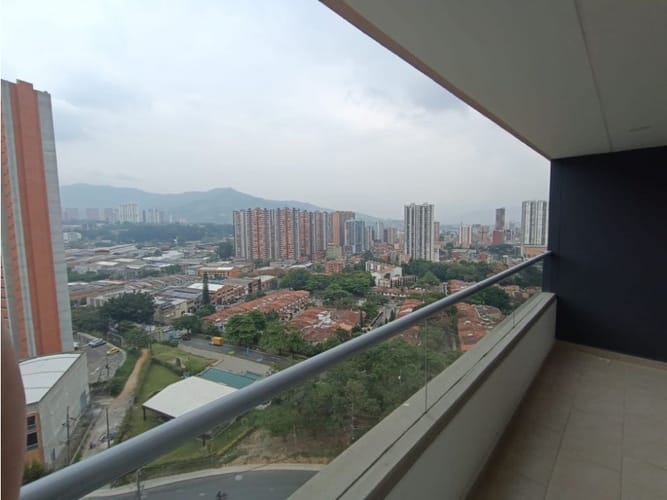 Apartamento en venta en La Candelaria, Medellín · foto 16 de 24