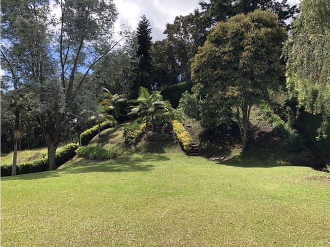 Casa de 4 alcobas en venta en Sajonia, Rionegro, 250 m² · foto 6 de 18