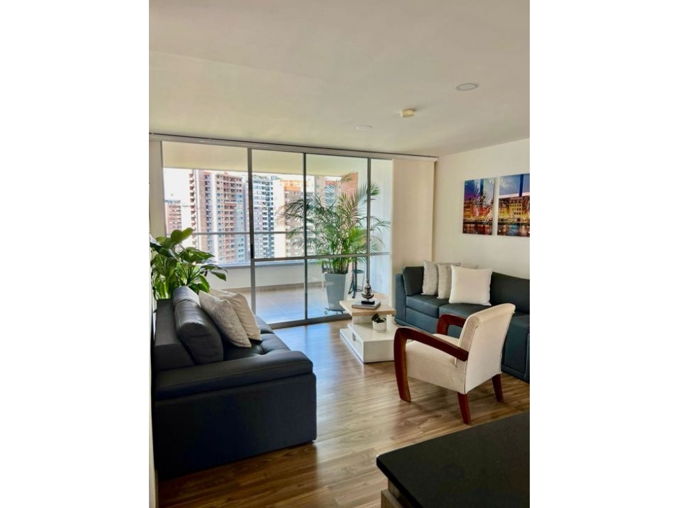 Apartamento en venta en Belen Malibu, Medellín · foto 2 de 13