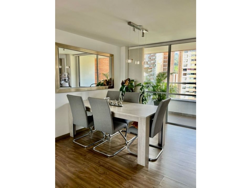 Apartamento en venta en Belen Malibu, Medellín · foto 3 de 13
