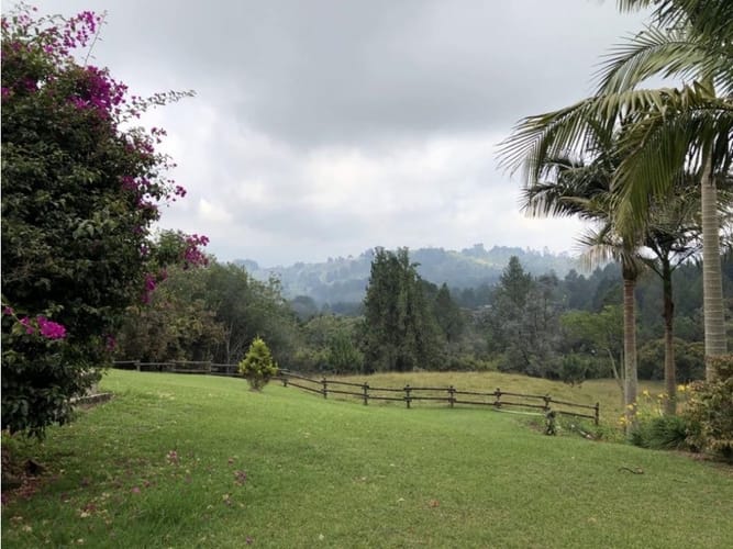 Casa de 4 alcobas en venta en Sajonia, Rionegro, 250 m² · foto 12 de 18