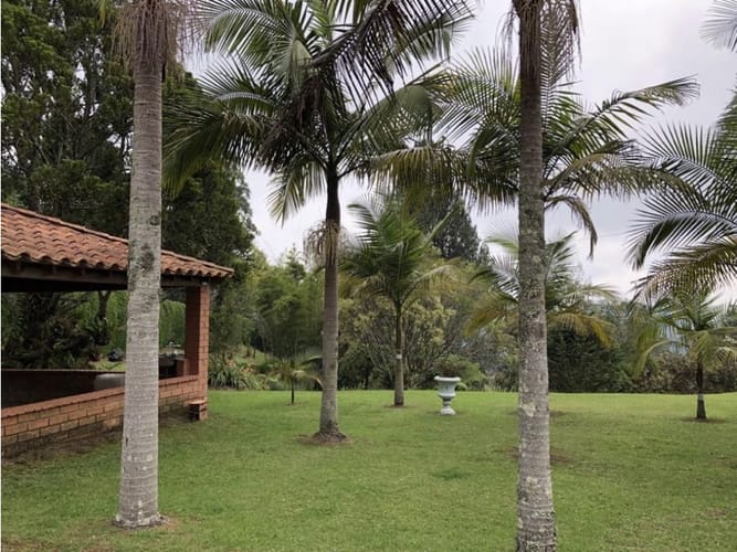 Casa de 4 alcobas en venta en Sajonia, Rionegro, 250 m² · foto 14 de 18