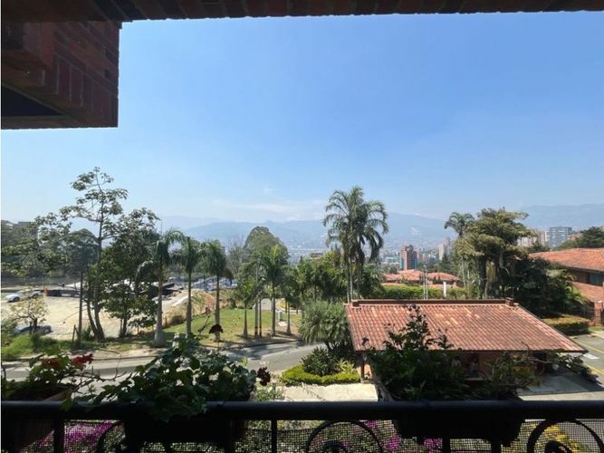 Casa de 4 alcobas en venta en Las Palmas, Medellín, 690 m² · foto 5 de 24