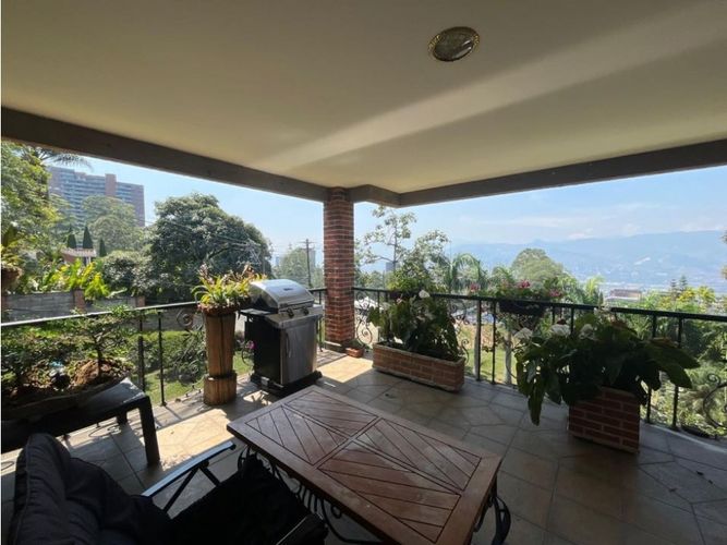 Casa de 4 alcobas en venta en Las Palmas, Medellín, 690 m² · foto 7 de 24