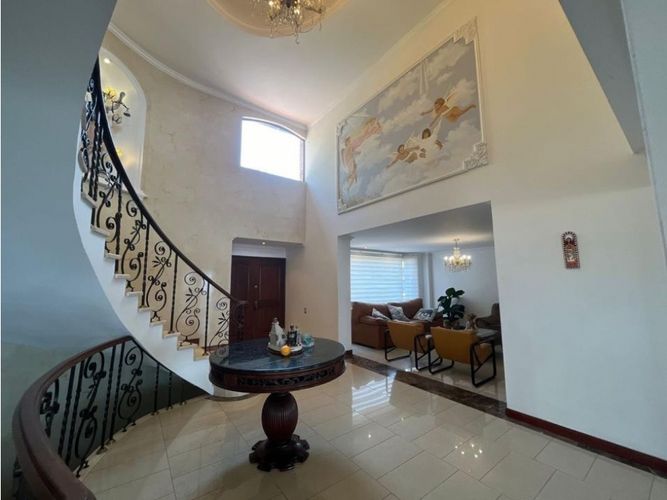 Casa de 4 alcobas en venta en Las Palmas, Medellín, 690 m² · foto 9 de 24