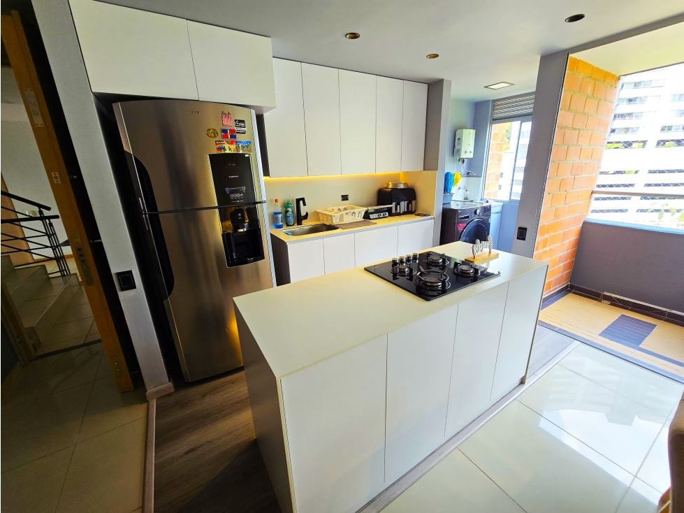 Apartamento en venta en Loma Del Indio, Medellín · foto 7 de 24