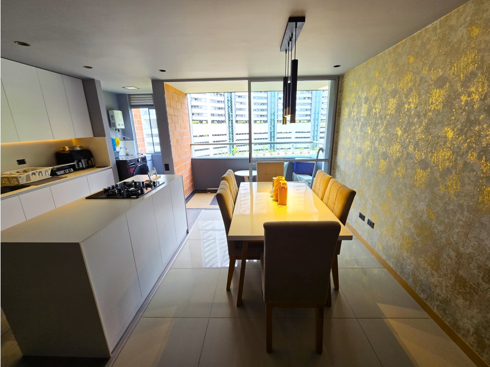 Apartamento en venta en Loma Del Indio, Medellín · foto 8 de 24