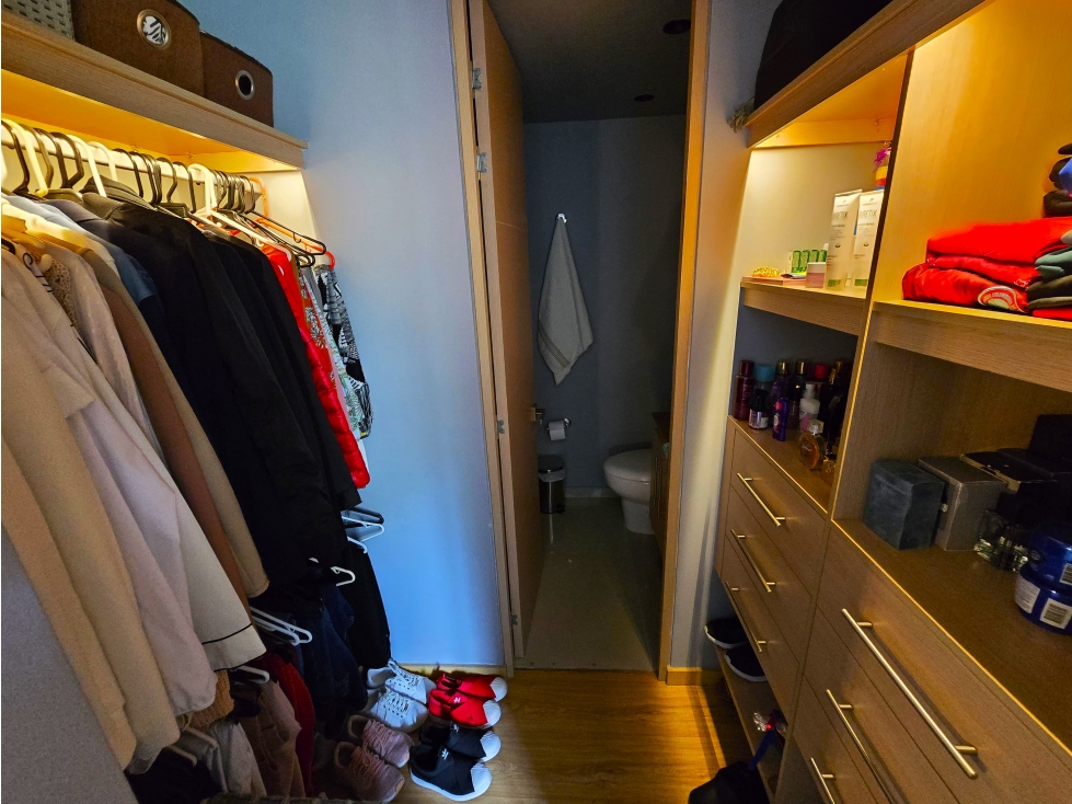 Apartamento en venta en Loma Del Indio, Medellín · foto 16 de 24