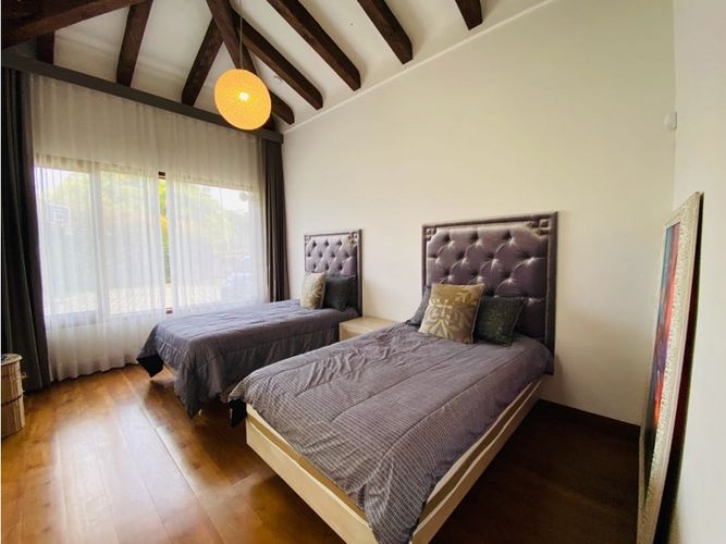 Casa de 4 alcobas en venta en Llano Grande, Rionegro, 430 m² · foto 6 de 24