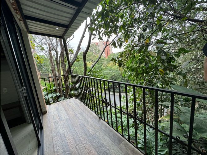 Apartamento en venta en Perpetuo Socorro, Medellín · foto 2 de 24