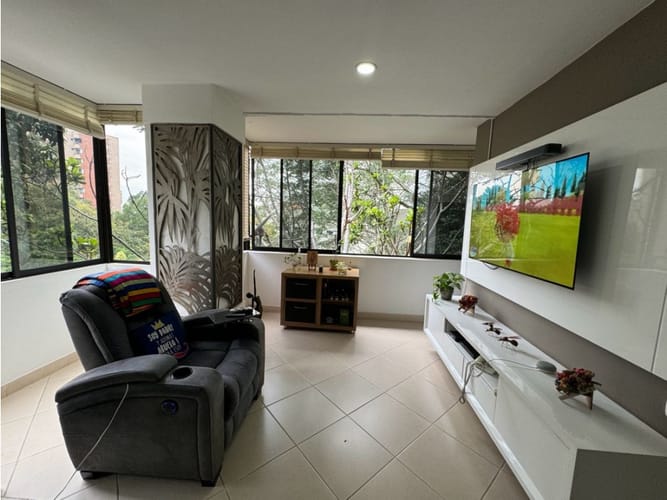 Apartamento en venta en Perpetuo Socorro, Medellín · foto 7 de 24