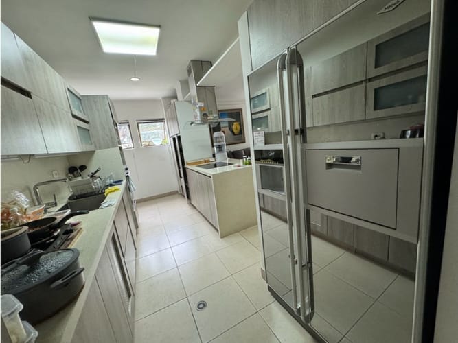 Apartamento en venta en Perpetuo Socorro, Medellín · foto 10 de 24