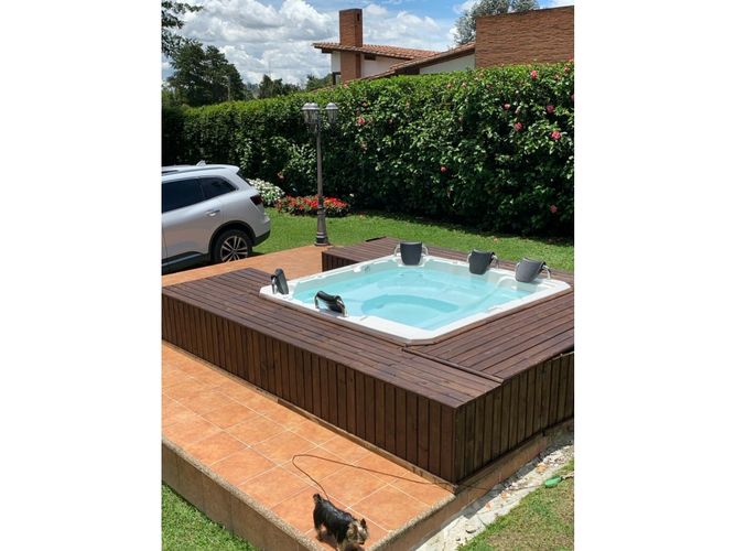 Casa de 4 alcobas en venta en Llano Grande, Rionegro, 320 m² · foto 3 de 9