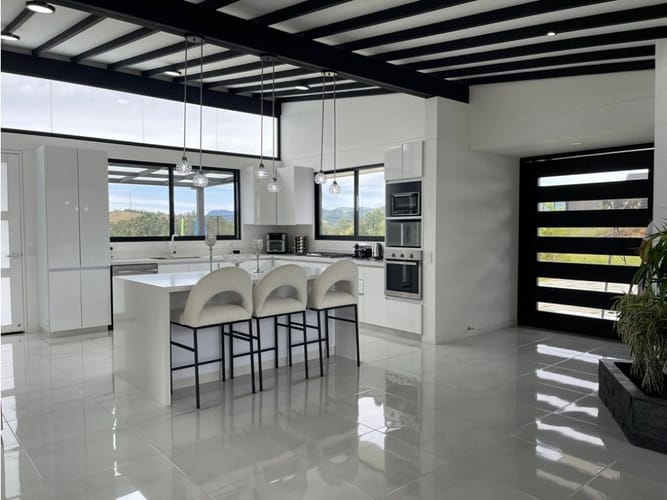 Casa de 4 alcobas en venta en Pantanillo, El Retiro, 361 m² · foto 6 de 21