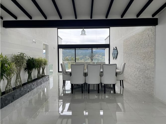 Casa de 4 alcobas en venta en Pantanillo, El Retiro, 361 m² · foto 7 de 21